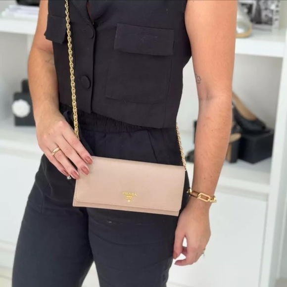 Prada wallet on chain - Picture 8 of 9